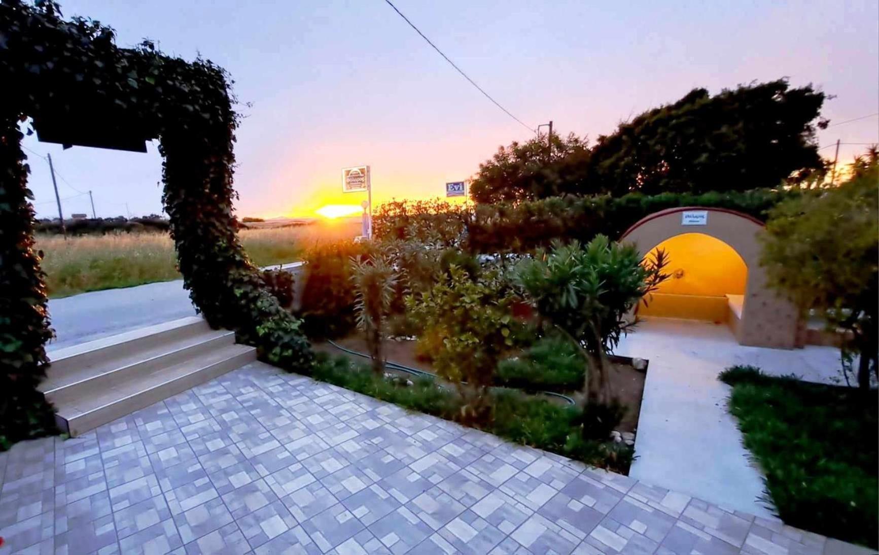 Evi Apartments And Studios Теологос Екстер'єр фото